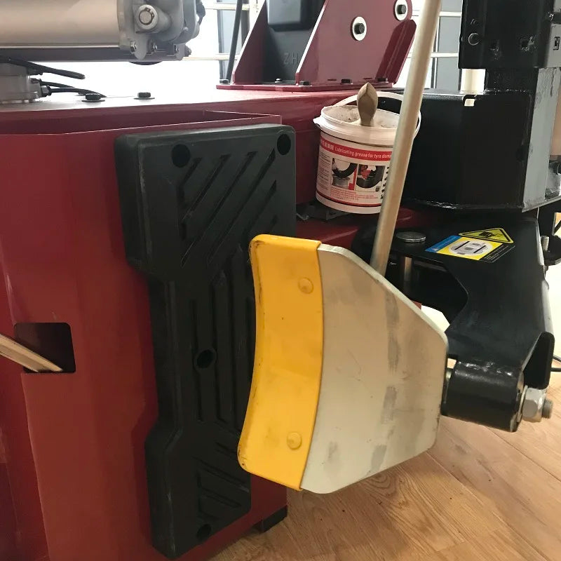 Tyre Changer Machine 2 Helper Arms Motorcycle Tyre Changing Machine Tilt Back Column Motorbike Tyre Changing 26 Inch Automatic